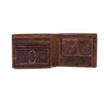 Men’s leather wallet – premium quality, compact design